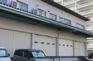 松戸市の高床式倉庫