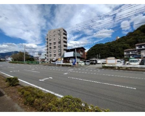 秦野市 小田急小田原線秦野駅の売店舗画像(2)