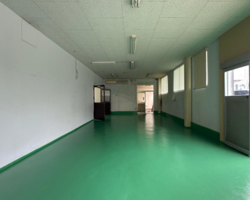 柏市 新京成電鉄新京成線常盤平駅の貸倉庫画像(1)