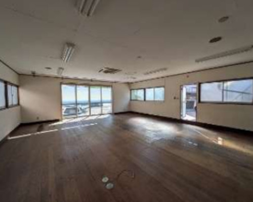 横浜市都筑区 横浜市営地下鉄ブルーライン仲町台駅の貸倉庫画像(2)