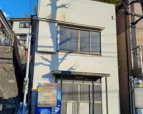 横浜市港南区 横浜市営地下鉄ブルーライン港南中央駅の貸倉庫画像(1)