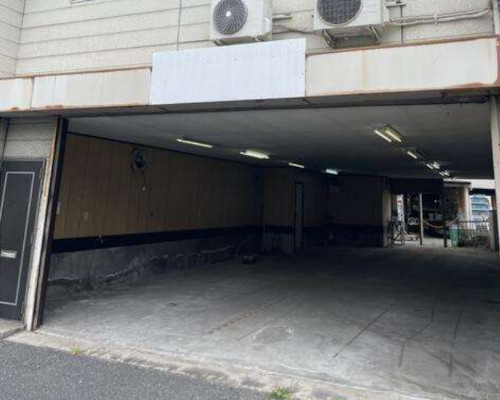 横浜市中区 みなとみらい線元町・中華街駅の貸倉庫画像(1)