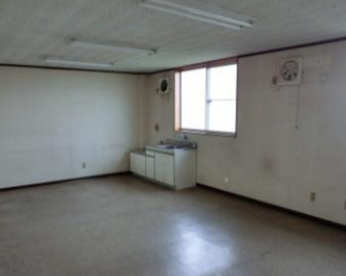 西多摩郡瑞穂町 JR八高線(八王子～高麗川)箱根ケ崎駅の貸倉庫画像(2)